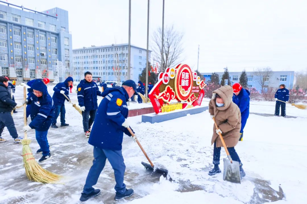 內(nèi)蒙宜化：迎風(fēng)戰(zhàn)雪保安全，勠力同心促生產(chǎn)(圖2)